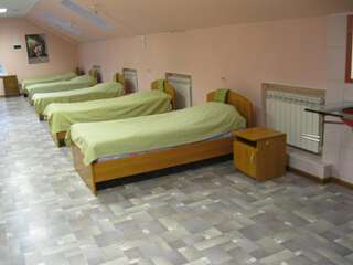 Гостиница Ивановка Полазна Кровать в общем 8-местном номере-3